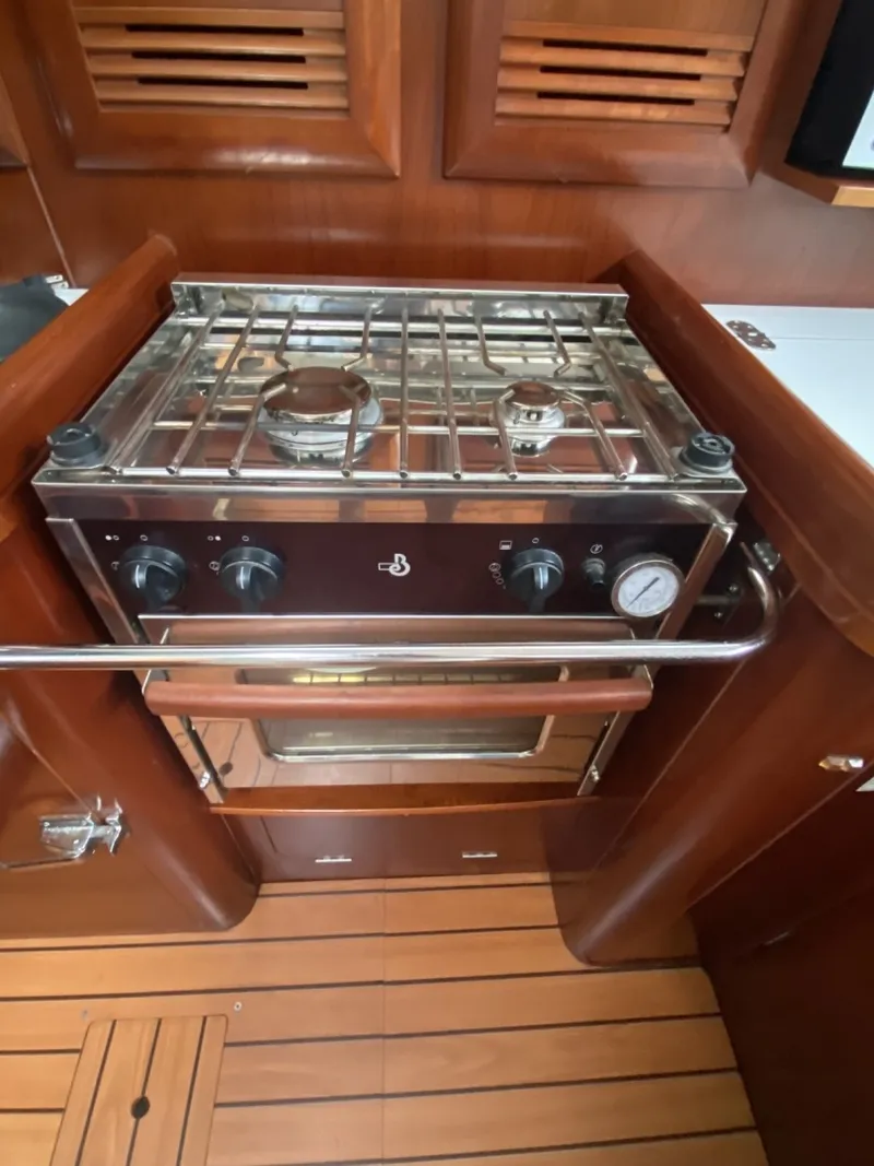 Slide: The Image of Beneteau 373 2004 - 6348146