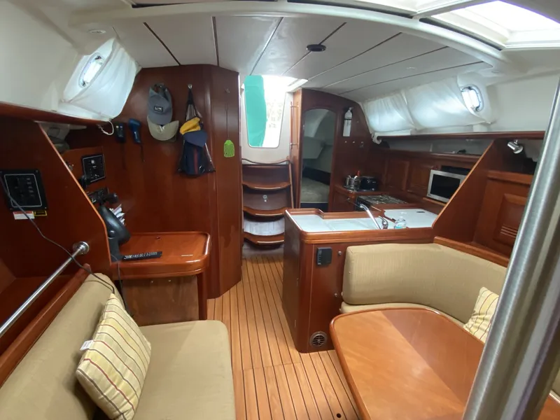 Slide: The Image of Beneteau 373 2004 - 6348159
