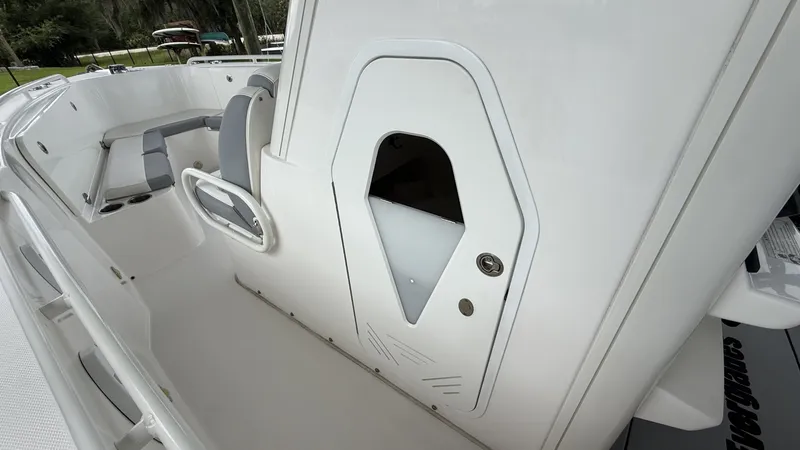 Slide: The Image of Everglades 295 Center Console 2016 - 6289920