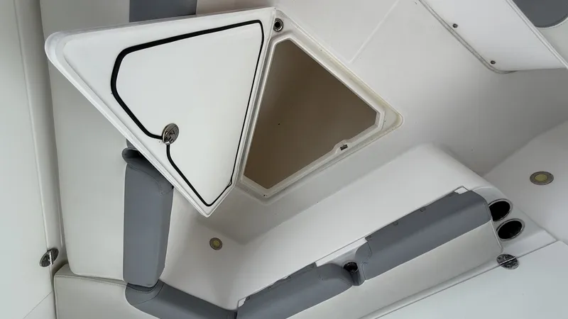 Slide: The Image of Everglades 295 Center Console 2016 - 6289924