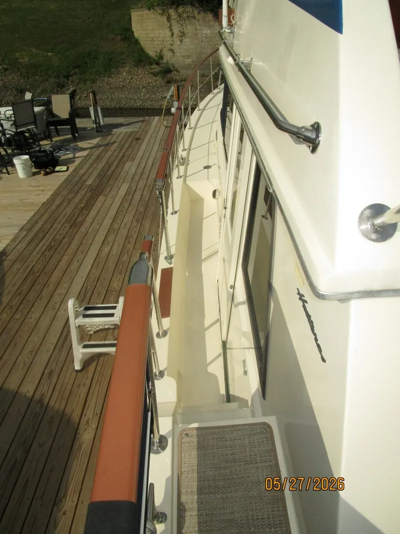 Slide: The Image of 42' Hatteras port side deck1 - 6248108