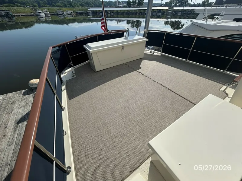 Slide: The Image of 42' Hatteras sundeck1 - 6248127