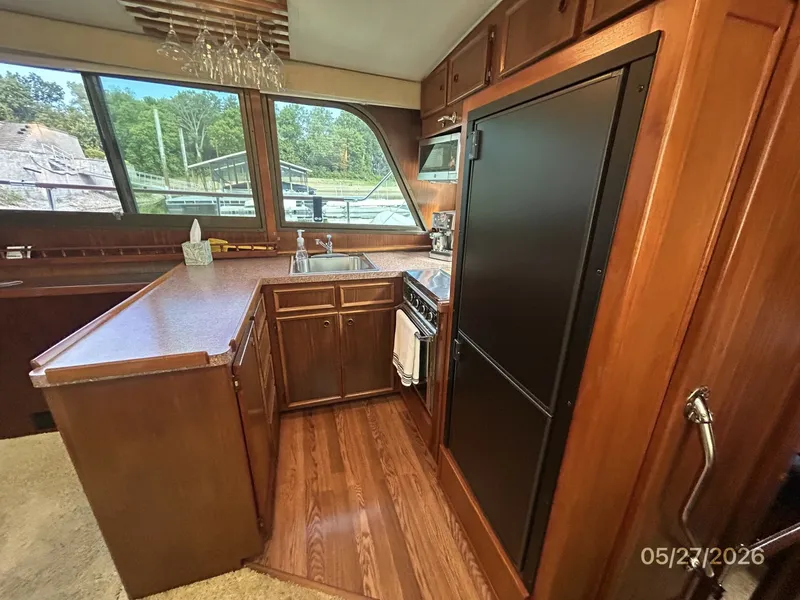 Slide: The Image of 42' Hatteras galley2 - 6248072