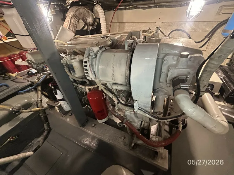 Slide: The Image of 42' Hatteras port main engine1 - 6248104
