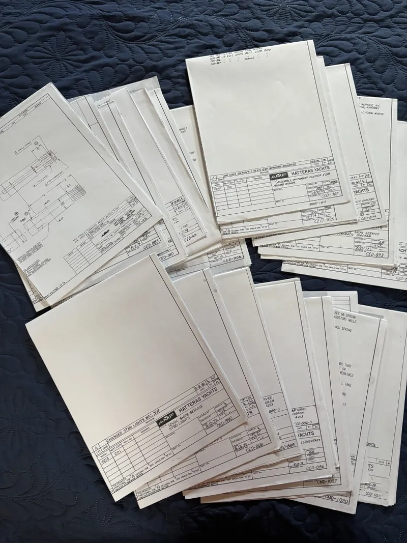 Slide: The Image of 42' Hatteras drawings - 6248051