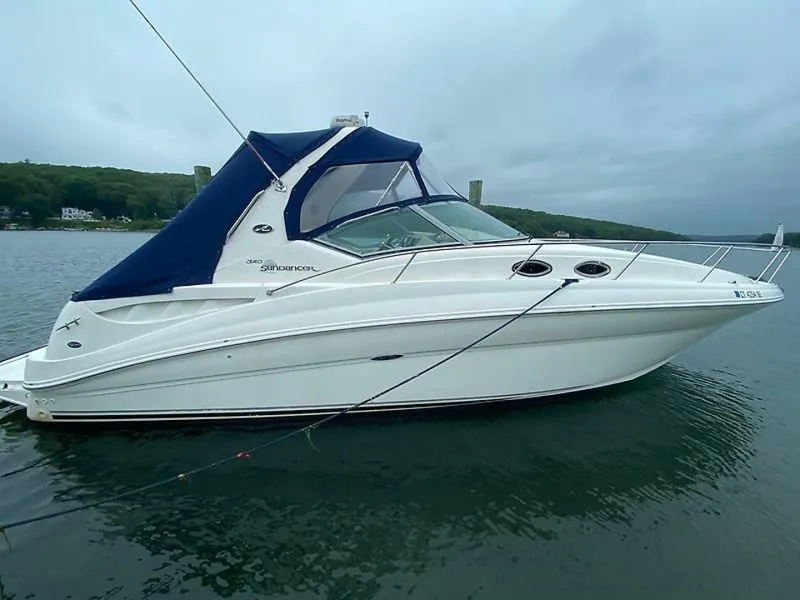Slide: The Image of Sea Ray 320 Sundancer 2004 - 6248765