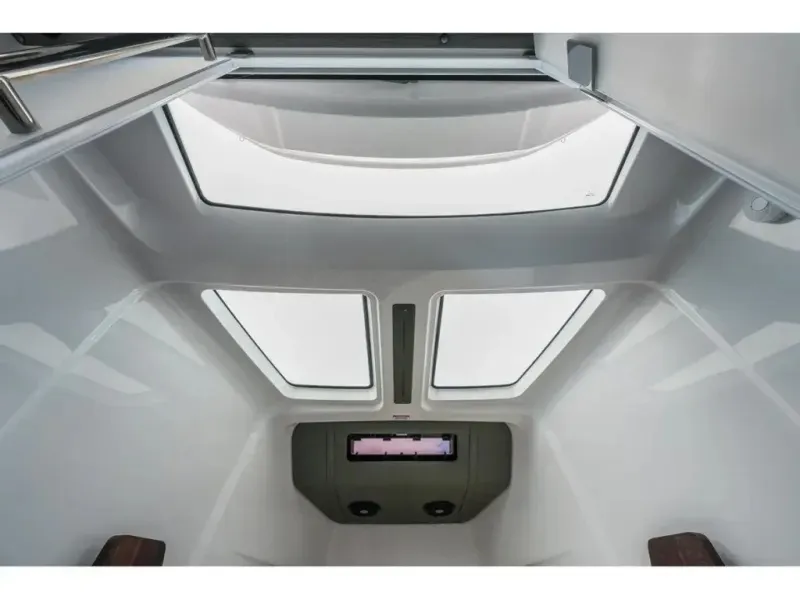 Slide: The Image of Axopar 37 XC CROSS CABIN 2022 - 6248637