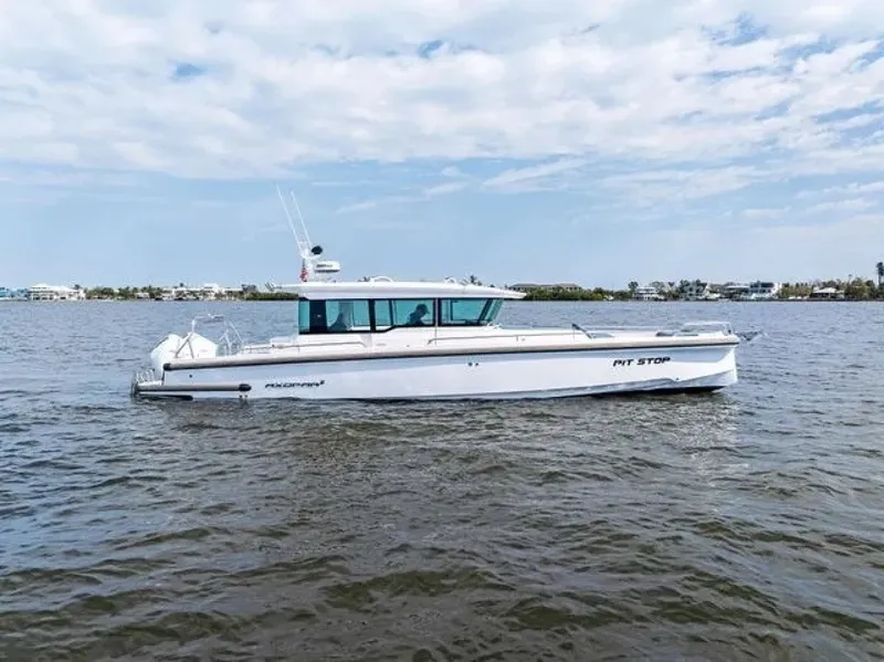 Slide: The Image of Axopar 37 XC CROSS CABIN 2022 - 6248660