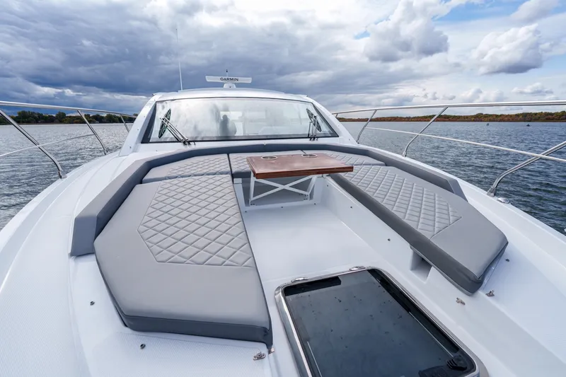 Slide: The Image of Cruisers Yachts 46 2023 - 6248752