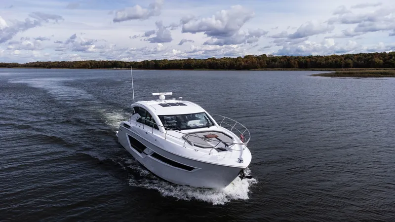 Slide: The Image of Cruisers Yachts 46 2023 - 6248733
