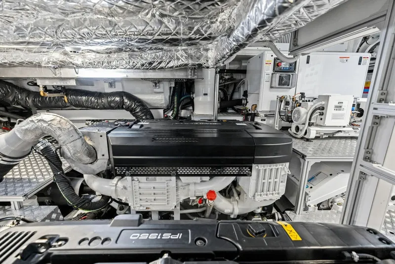 Slide: The Image of Pershing GTX80 2025 - 6249056