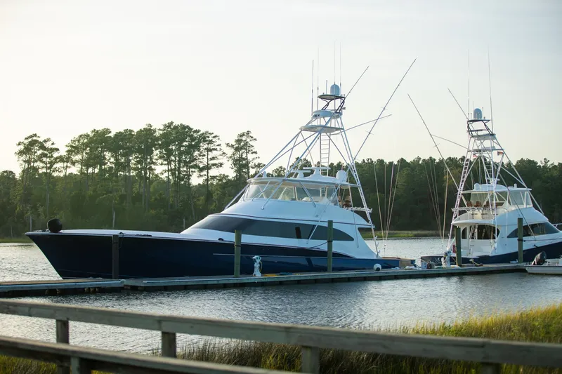 Slide: The Image of Jarrett Bay 84 2021 - 6249266