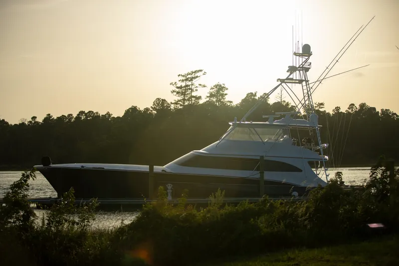 Slide: The Image of Jarrett Bay 84 2021 - 6249261