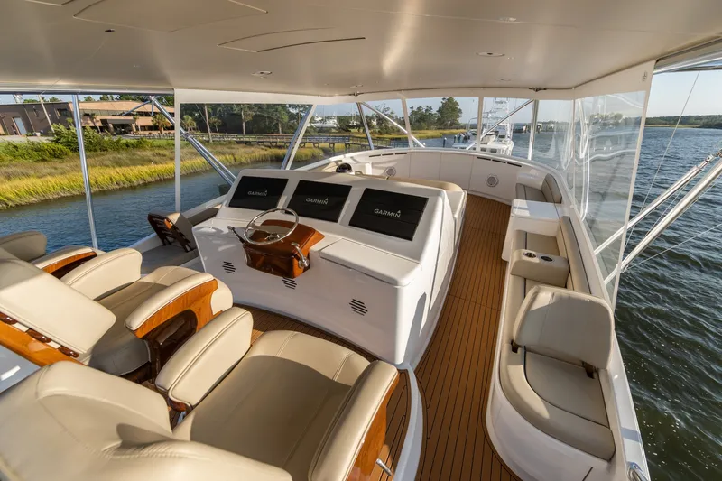 Slide: The Image of Jarrett Bay 84 2021 - 6249278