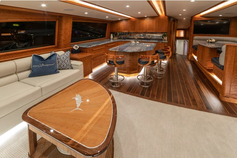Slide: The Image of Jarrett Bay 84 2021 - 6249325