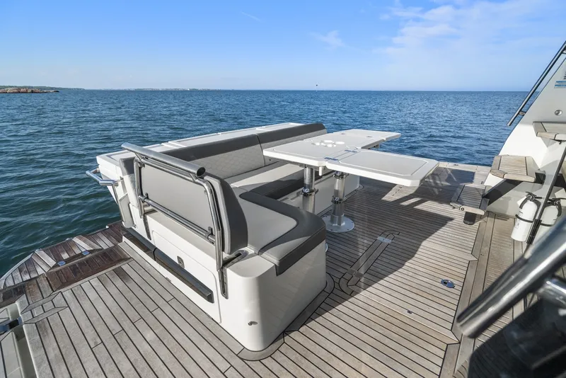 Slide: The Image of Galeon 400 Flybridge 2023 - 6249431