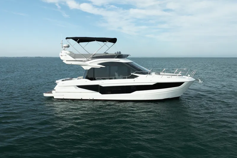 Slide: The Image of Galeon 400 Flybridge 2023 - 6249418