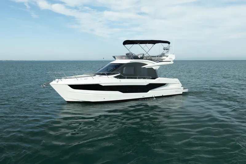 Slide: The Image of Galeon 400 Flybridge 2023 - 6249420
