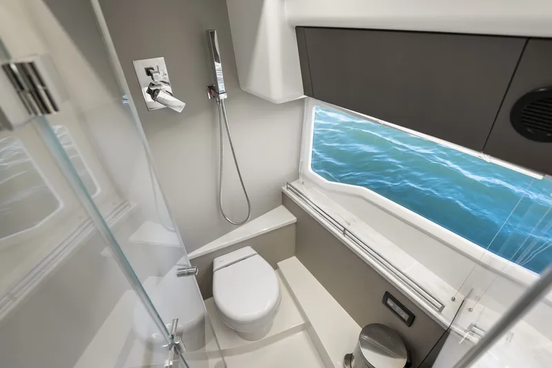 Slide: The Image of Galeon 400 Flybridge 2023 - 6249456