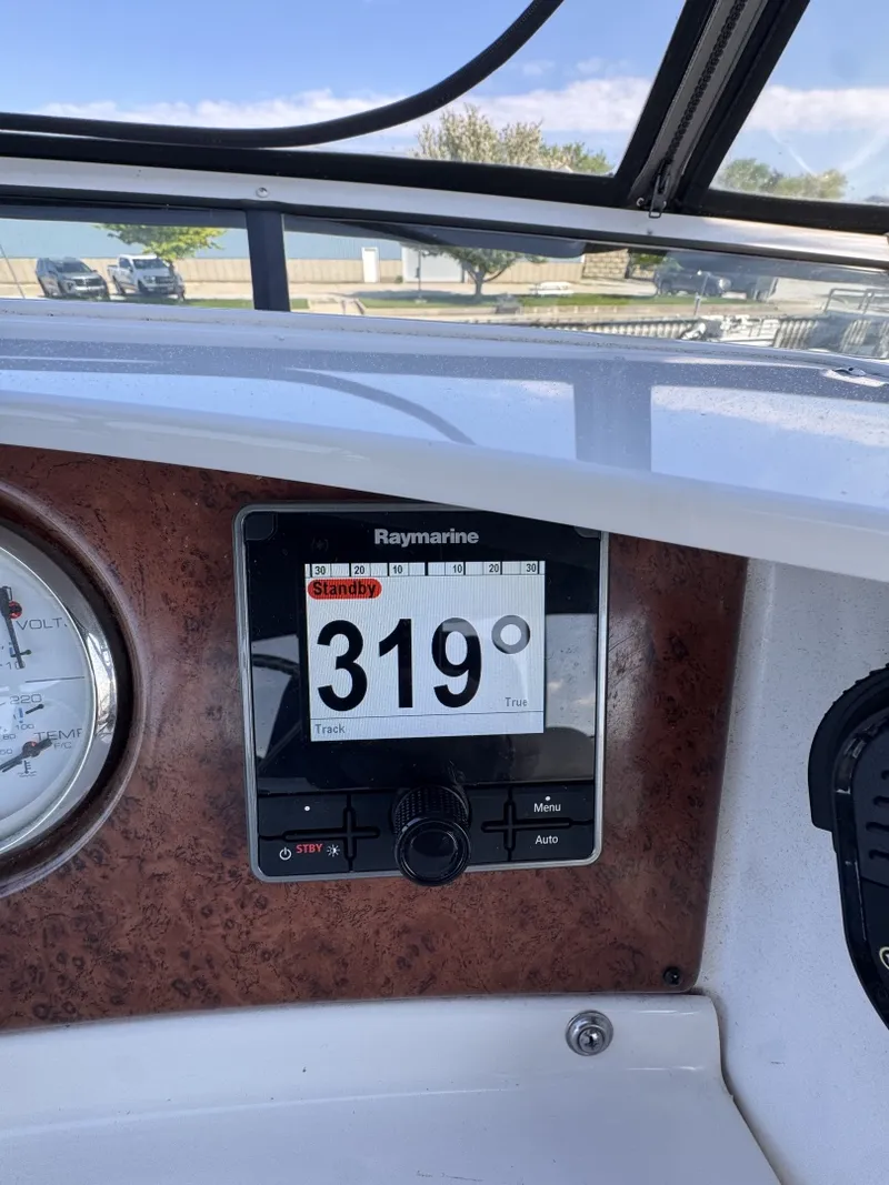 Slide: The Image of Silverton 39 Motor Yacht 2002 - 6249546