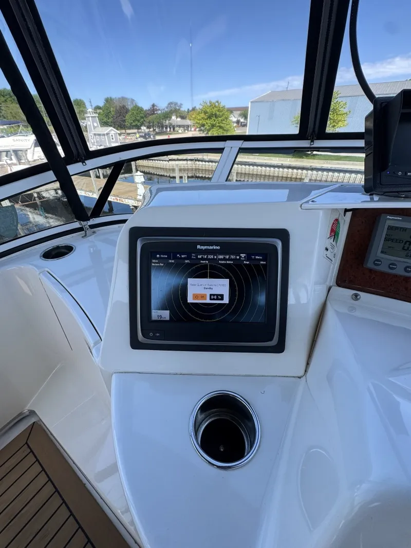 Slide: The Image of Silverton 39 Motor Yacht 2002 - 6249547