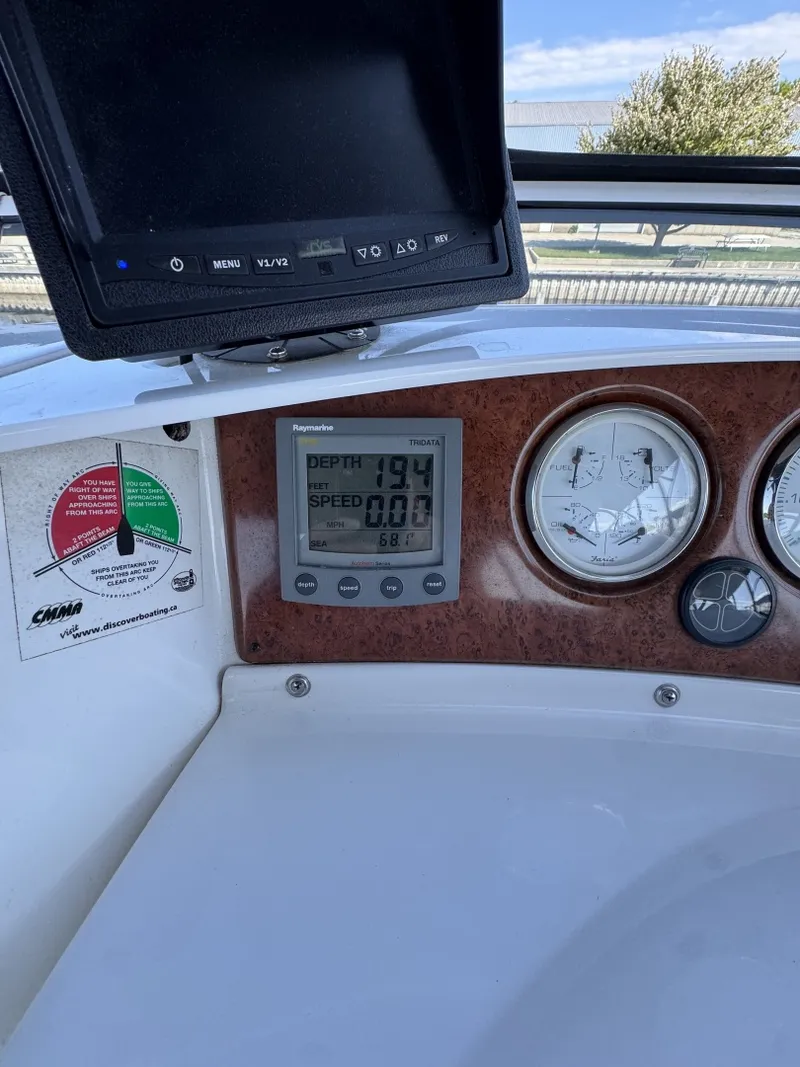 Slide: The Image of Silverton 39 Motor Yacht 2002 - 6249548