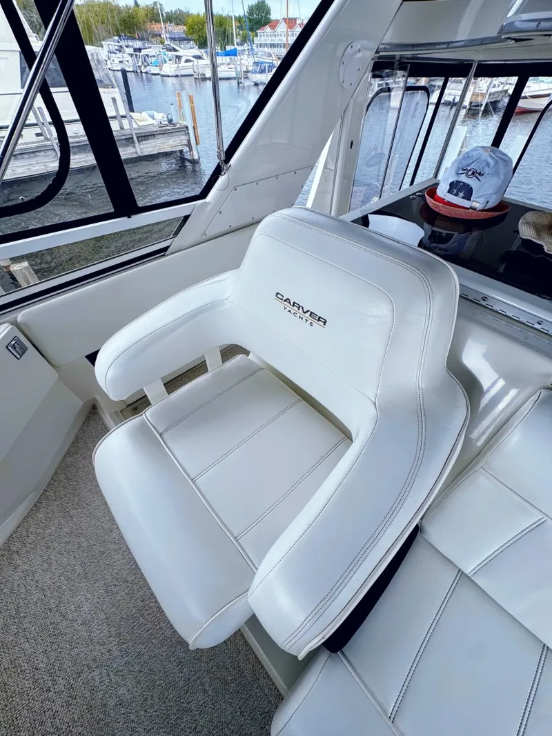 Slide: The Image of Carver Yachts 406 Aft Cabin Motor Yacht 1999 - 6249735