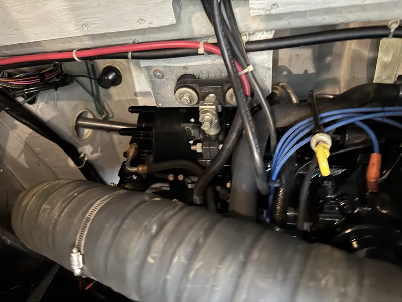 Slide: The Image of Carver Yachts 406 Aft Cabin Motor Yacht 1999 - 6249684
