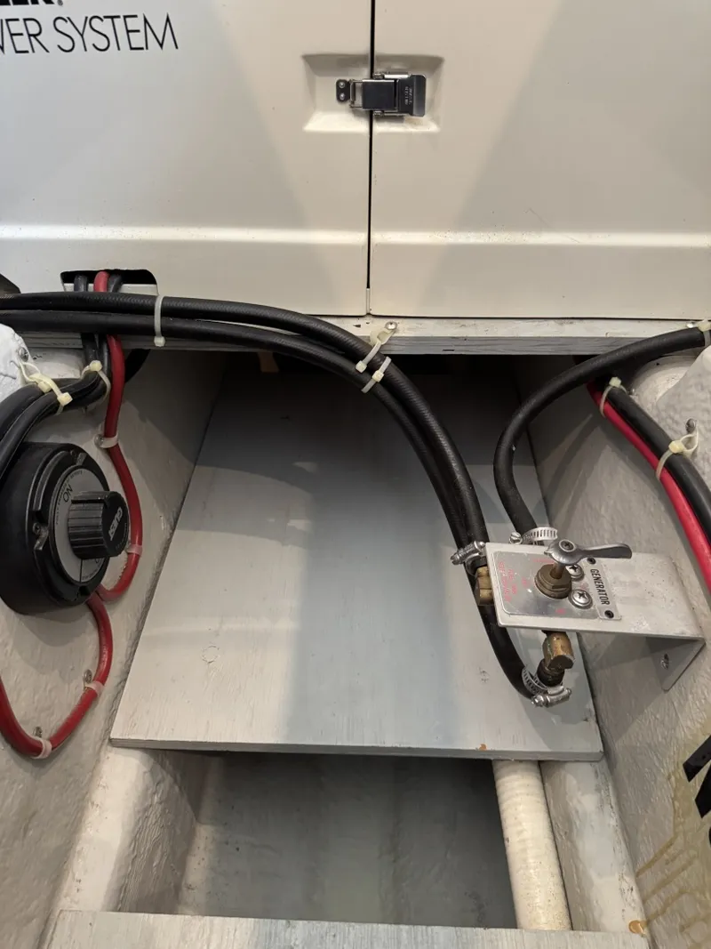 Slide: The Image of Carver Yachts 406 Aft Cabin Motor Yacht 1999 - 6249677