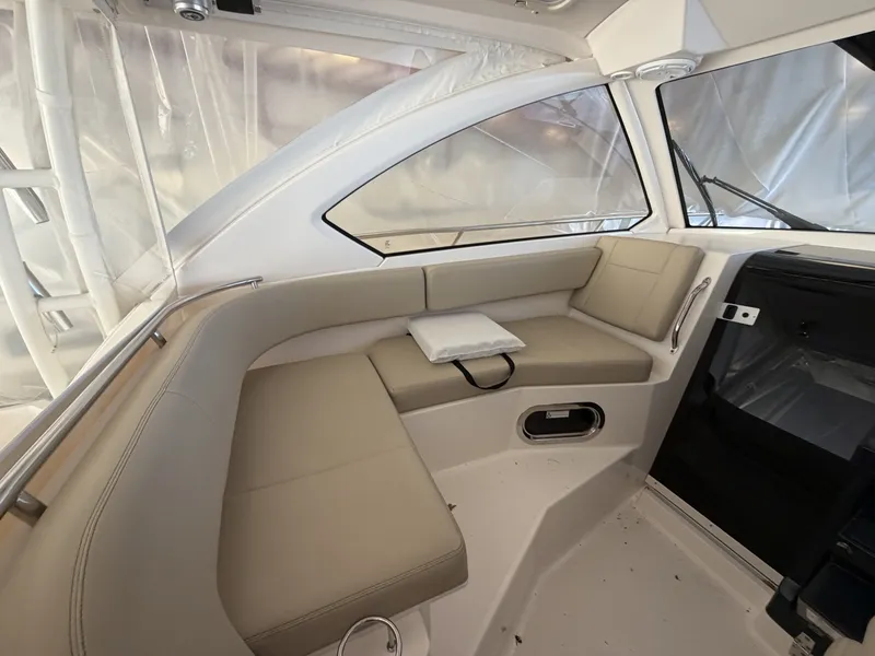 Slide: The Image of Pursuit Offshore 2016 - 6250094