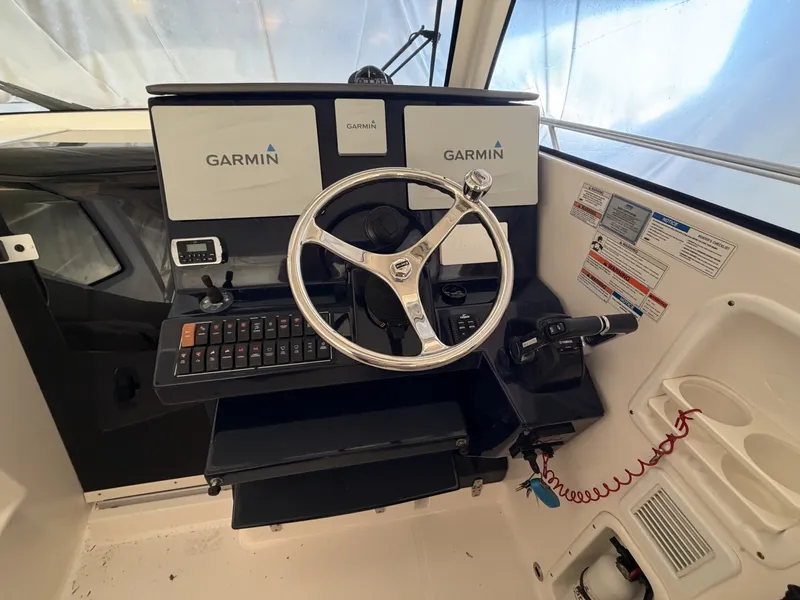 Slide: The Image of Pursuit Offshore 2016 - 6250095