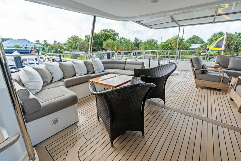 Slide: The Image of Benetti 121 Classic 2008 - 6249996