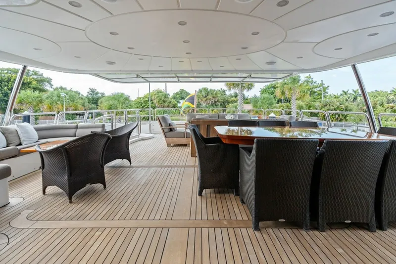 Slide: The Image of Benetti 121 Classic 2008 - 6249999