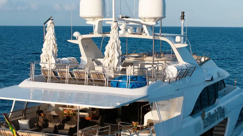 Slide: The Image of Benetti 121 Classic 2008 - 6249984