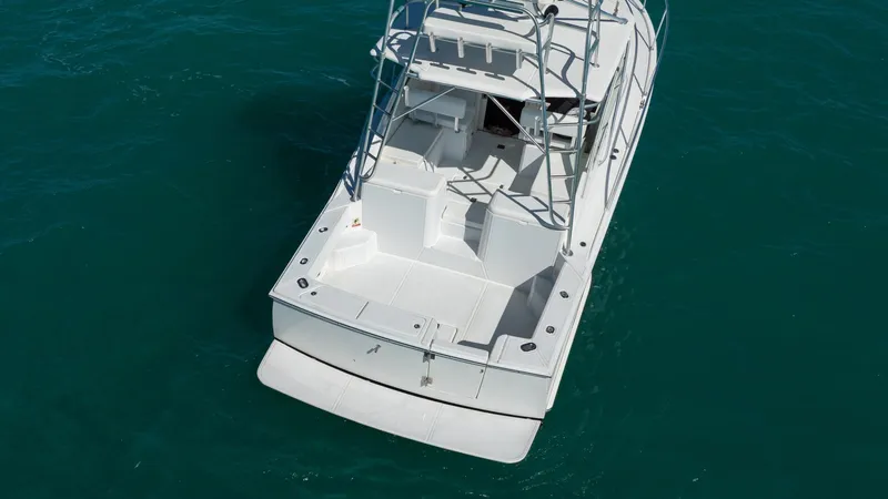 Slide: The Image of Luhrs 320 Open 2004 - 6251359