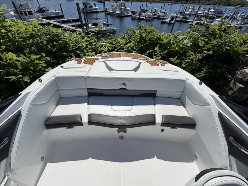 Slide: The Image of Monterey 204 FS 2018 - 6252946