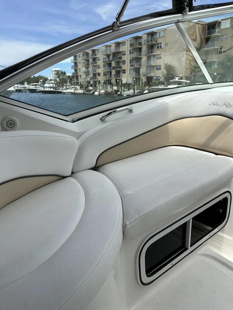 Slide: The Image of Sea Ray Sundancer 260 2008 - 6534812