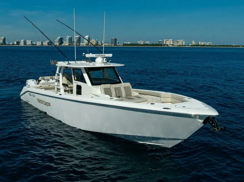 Slide: The Image of Solace 41 Profile 2021 Solace 41 Center Console - 7655773