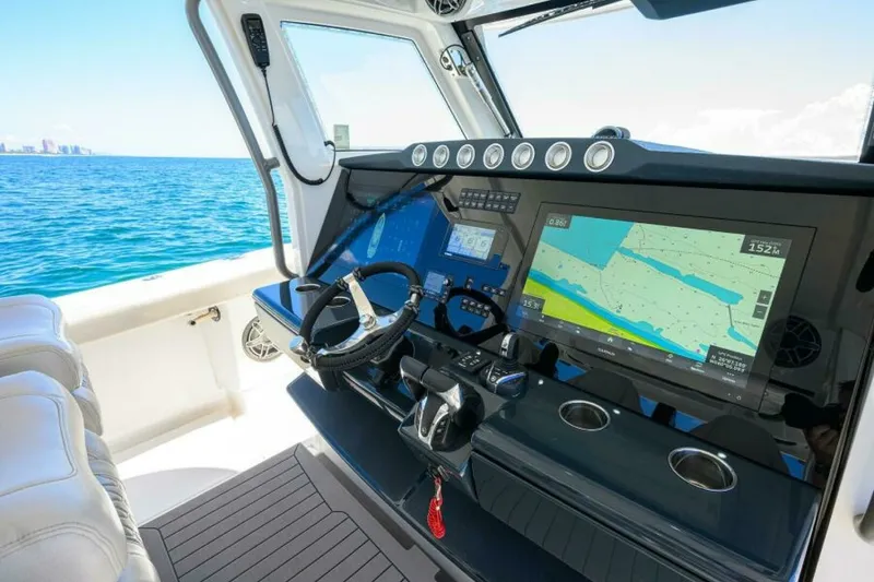 Slide: The Image of Solace 41 Helm Electronics 2021 Solace 41 Center Console - 7655768