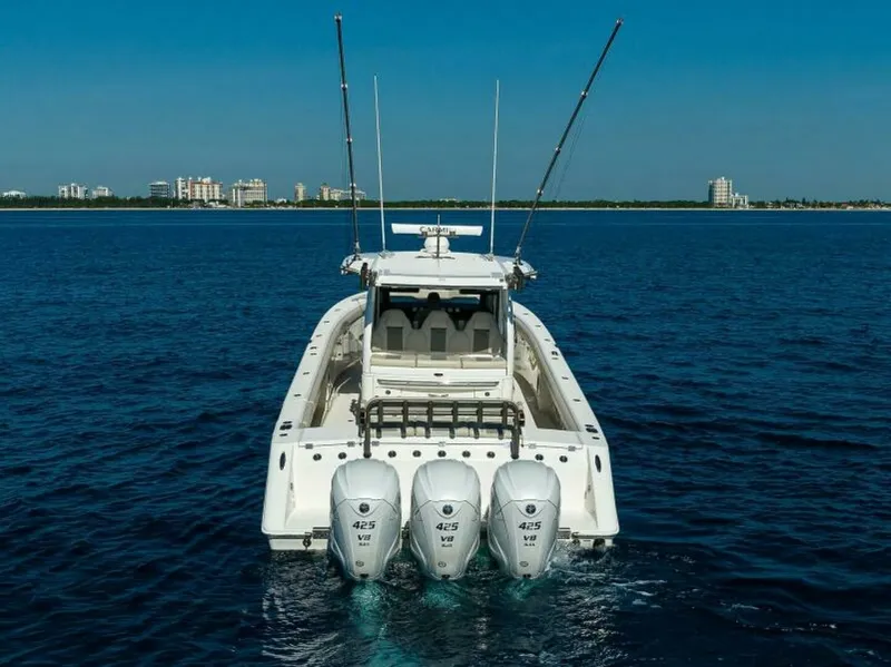 Slide: The Image of Solace 41 Profile 2021 Solace 41 Center Console - 7655777