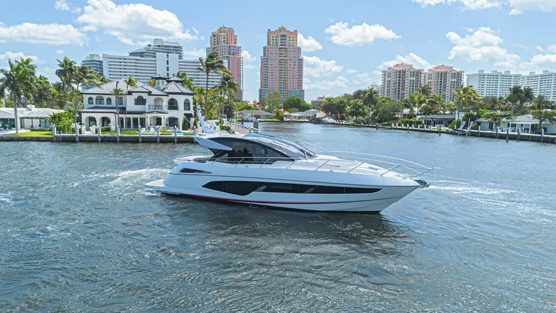 Slide: The Image of Sunseeker Predator 60 EVO 2021 - 6254395