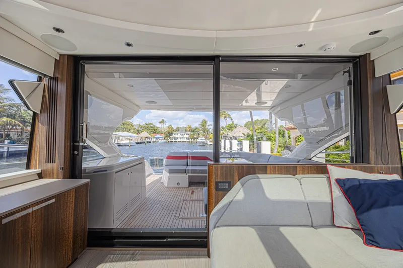 Slide: The Image of Sunseeker Predator 60 EVO 2021 - 6254361