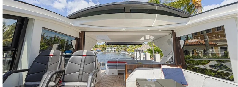 Slide: The Image of Sunseeker Predator 60 EVO 2021 - 2