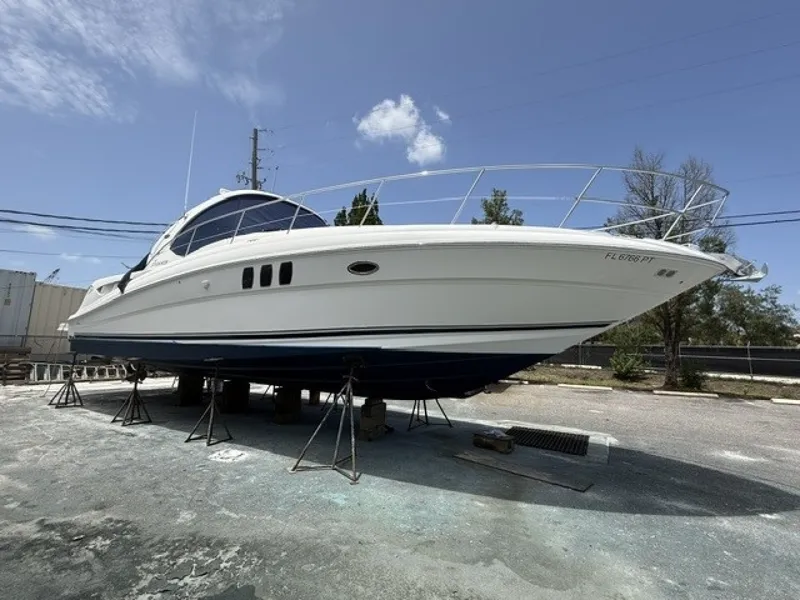 Slide: The Image of Sea Ray Sundancer 40 2007 - 6868922