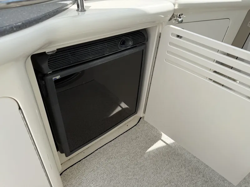 Slide: The Image of Sea Ray Sundancer 40 2007 - 7091004