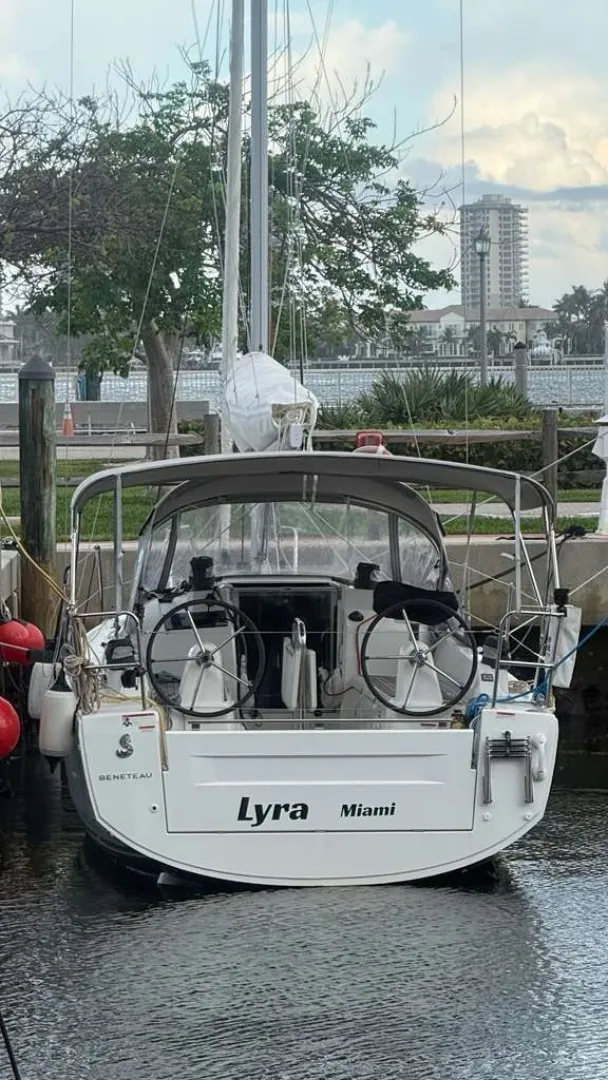 Slide: The Image of Beneteau Oceanis 30.1 2024 - 6256598