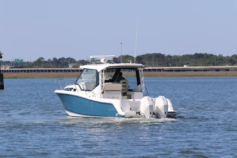 Slide: The Image of Boston Whaler 32 - SIP N SEA - Exterior Profile 2021 Boston Whaler 325 Conquest - SIP N SEA - 7655786