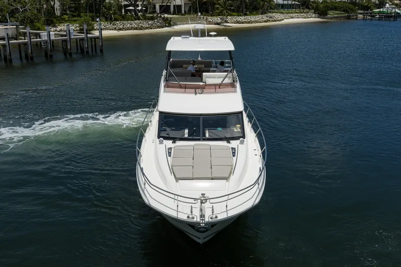 Slide: The Image of Prestige 520 2021 - 6256943