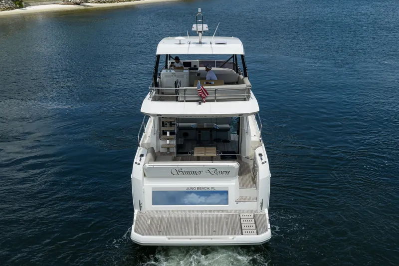 Slide: The Image of Prestige 520 2021 - 6256945