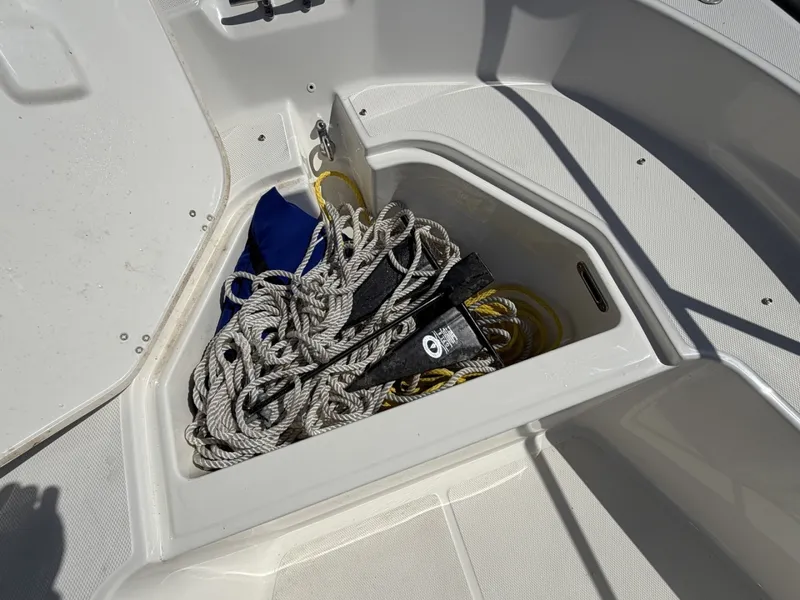 Slide: The Image of Boston Whaler 150 Montauk 2023 - 6257142